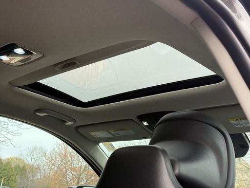 New 2026 Kia Niro EX w/ EX Premium Package image 7