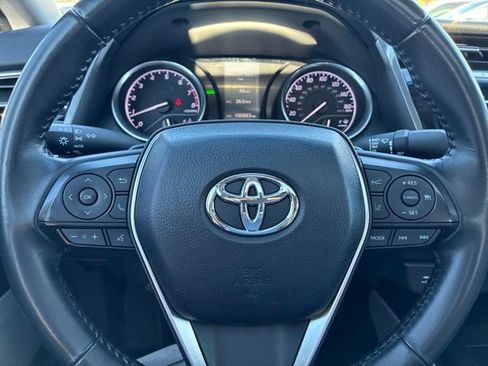 Used 2018 Toyota Camry SE w/ Audio Package FWD image 20