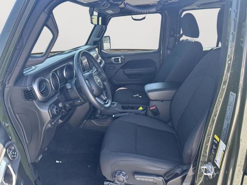 Used 2023 Jeep Wrangler Unlimited w/ Cold Weather Group AWD/4WD image 17