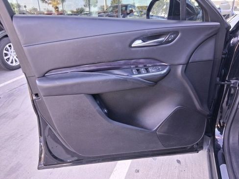 Certified 2023 Cadillac XT4 Luxury w/ Cold Weather Package image 13