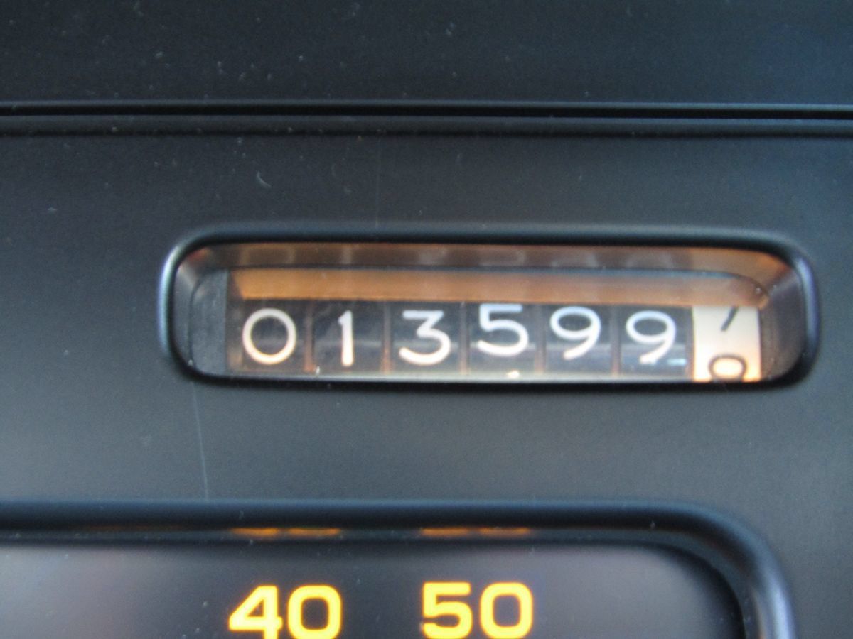 Used 1985 Chevrolet Corvette Coupe RWD image 11