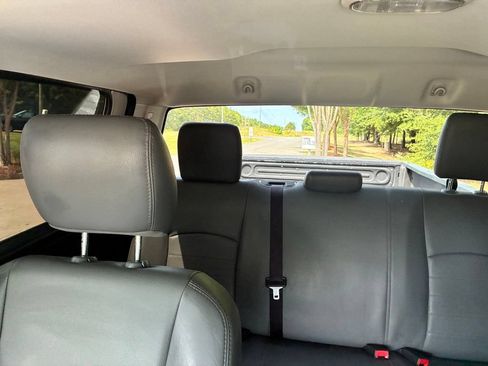 Used 2018 RAM 2500 Tradesman w/ Chrome Appearance Group AWD/4WD image 31