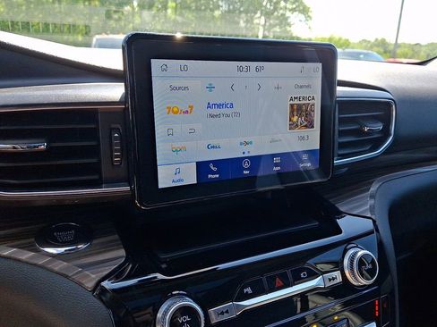 Used 2022 Ford Explorer Limited AWD/4WD image 19