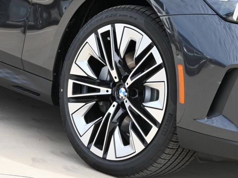 New 2026 BMW 530i w/ Premium Package RWD image 8