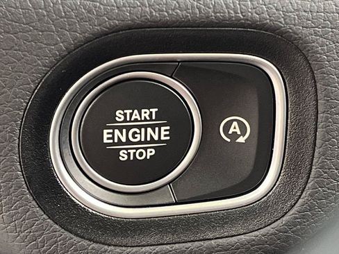 Used 2026 Mercedes-Benz GLE 450 4MATIC image 19