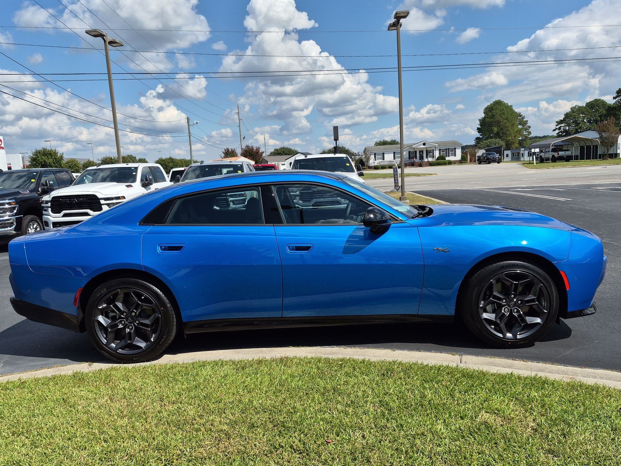 New 2027 Dodge Charger R/T AWD/4WD image 4