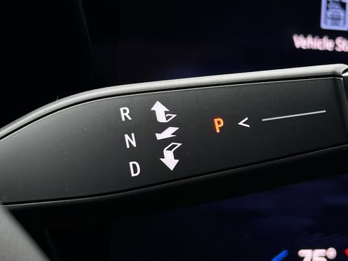 Certified 2024 Chevrolet Traverse RS w/ LPO, Floor Liner Package image 24