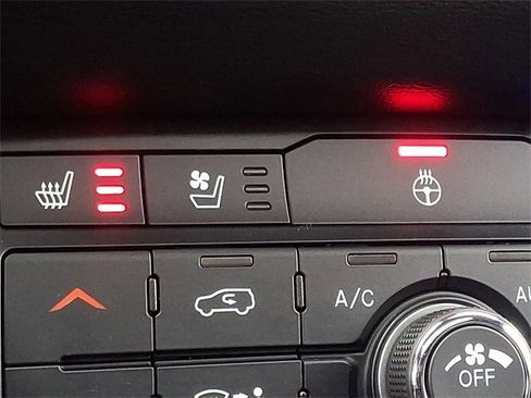 Used 2024 Dodge Durango GT image 24