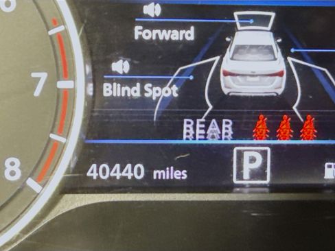 Used 2024 Nissan Sentra SV image 16