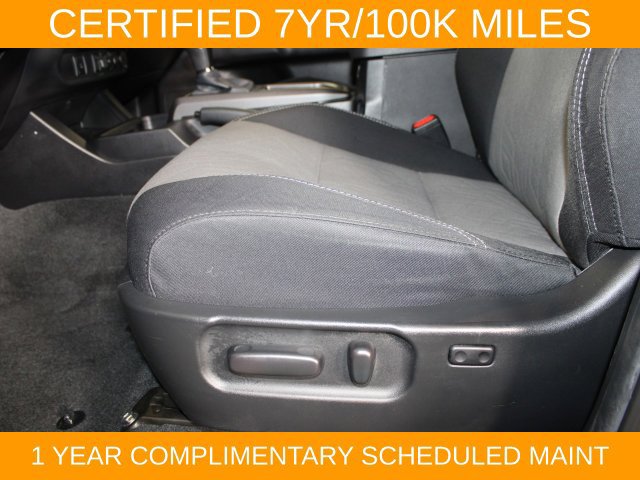 Used 2022 Toyota Tacoma TRD Sport AWD/4WD image 16