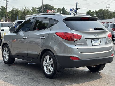 Used 2012 Hyundai Tucson GLS FWD image 6