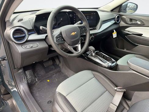 New 2026 Chevrolet Trax LT w/ Driver Confidence Package image 22