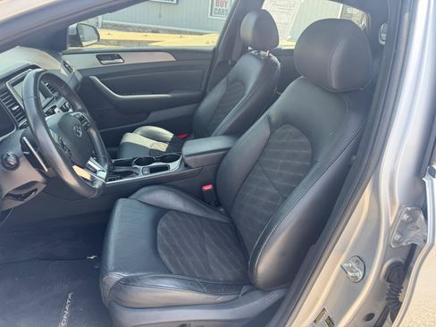 Used 2018 Hyundai Sonata Sport w/ Cargo Package FWD image 9