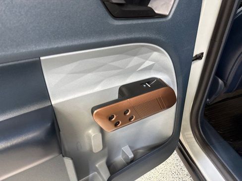 Used 2022 Ford Maverick Lariat w/ Lariat Luxury Package image 40