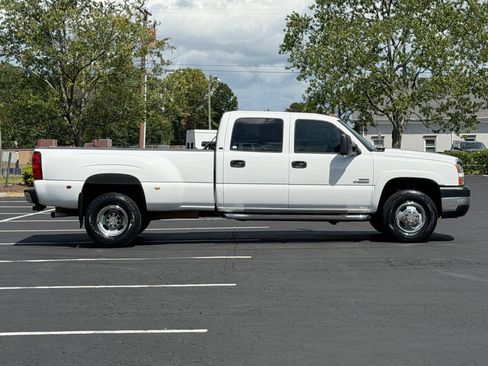 Used 2006 Chevrolet Silverado 3500 2WD Crew Cab image 5