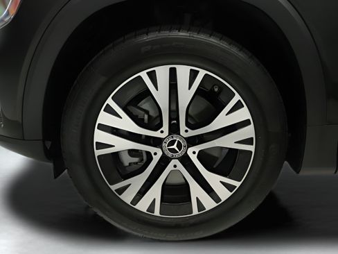 Certified 2026 Mercedes-Benz GLB 250 image 27