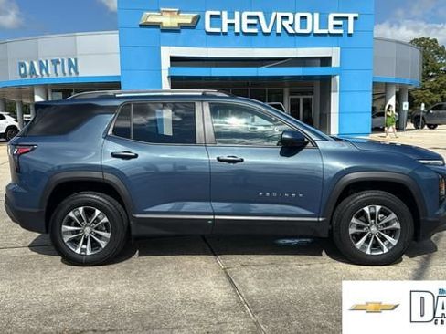 Used 2025 Chevrolet Equinox LT w/ Convenience Package II FWD image 30