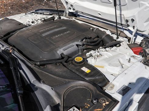 Used 2017 Jaguar F-TYPE Convertible image 23