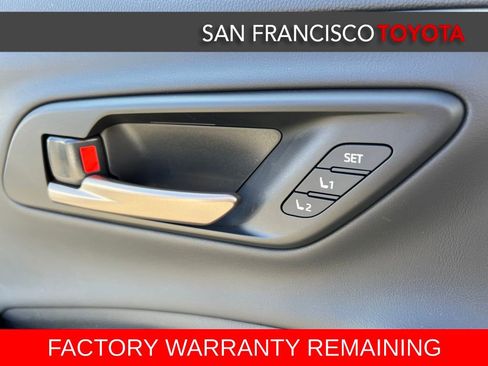 Certified 2025 Toyota Crown Signia Limited image 39