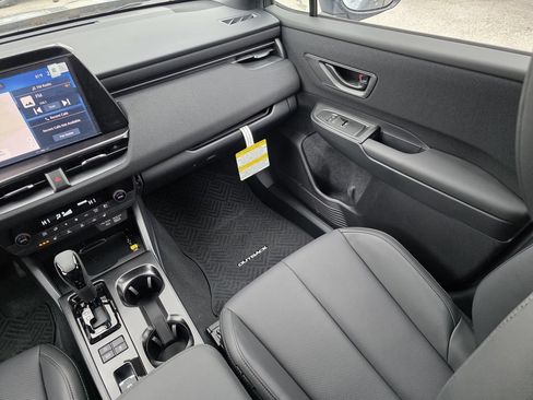 New 2026 Subaru Outback Limited AWD/4WD image 15