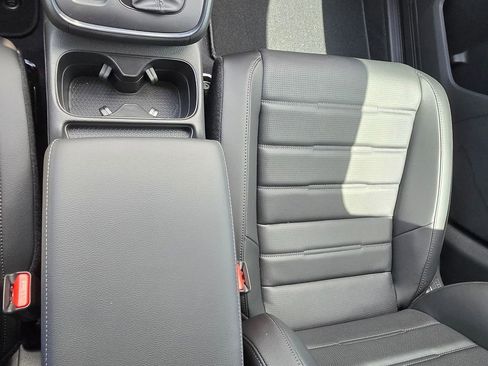 New 2026 Honda CR-V EX-L image 9