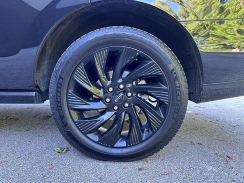 Used 2025 Lincoln Navigator Reserve w/ Jet Appearance Package AWD/4WD image 57