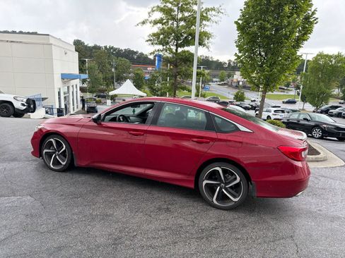 Used 2021 Honda Accord Sport image 8
