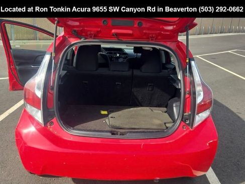 Used 2016 Toyota Prius C Three FWD image 11