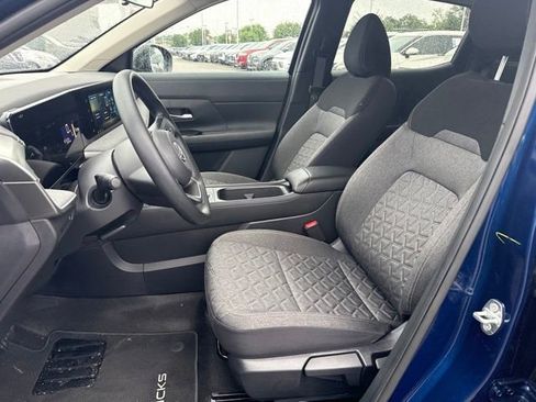 Used 2026 Nissan Kicks SV FWD image 25