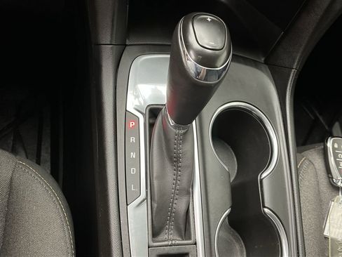 Used 2019 Chevrolet Equinox LT image 28