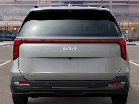 New 2026 Kia Carnival FWD image 13