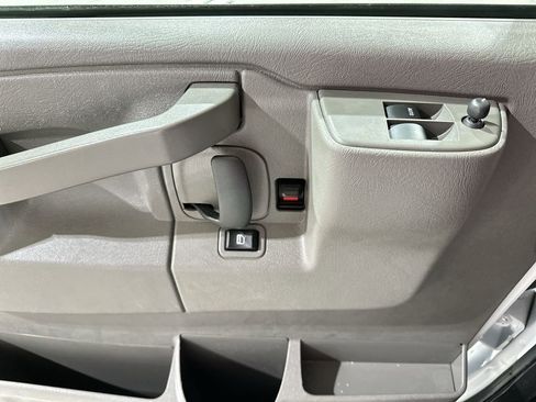 Used 2024 GMC Savana 2500 w/ Driver Convenience Package image 14