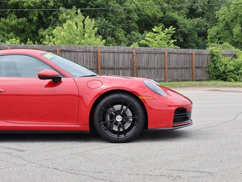 Certified 2025 Porsche 911 Carrera RWD image 10