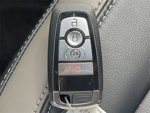 New 2025 Ford Bronco Outer Banks image 30