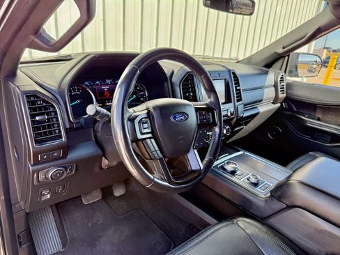 Used 2019 Ford Expedition Limited w/ Equipment Group 302A image 10