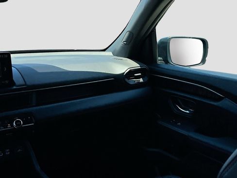 Used 2025 Honda Pilot Black Edition image 25
