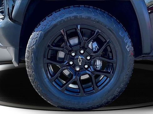 Used 2024 Chevrolet Colorado Trail Boss w/ LPO, Dark Essentials Package image 33
