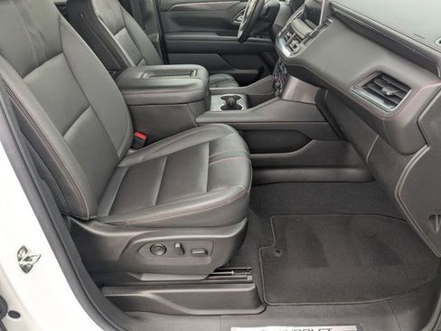 Used 2022 Chevrolet Suburban RST w/ Luxury Package AWD/4WD image 21