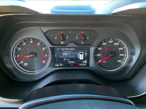 Used 2023 Chevrolet Camaro LT w/ RS Package image 23