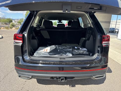 New 2026 Volkswagen Atlas SE image 7