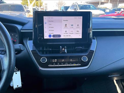 Used 2024 Toyota Corolla LE image 7