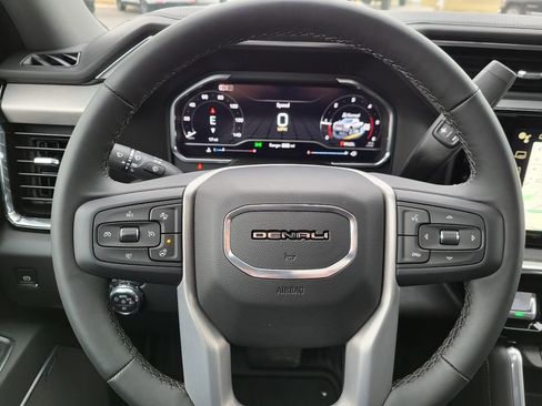 New 2025 GMC Sierra 2500 Denali w/ Denali Reserve Package image 27