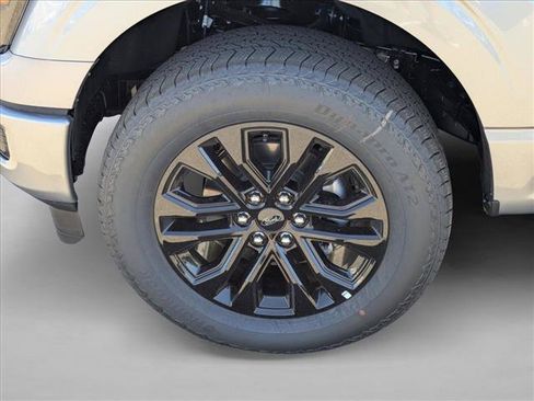 New 2026 Ford F150 Lariat w/ Equipment Group 501A Mid AWD/4WD image 10