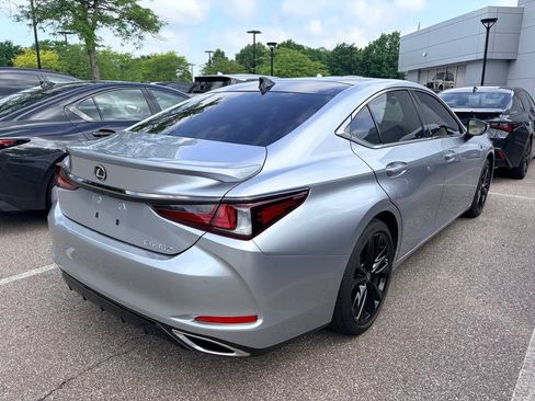 Used 2025 Lexus ES 350 w/ Accessory Package (Z2) FWD image 9