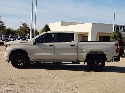 Used 2026 Chevrolet Silverado 1500 Custom w/ Turbomax Blackout Package image 13