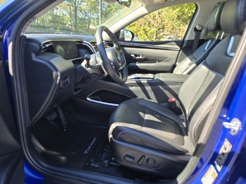 Used 2023 Hyundai Tucson Limited image 15
