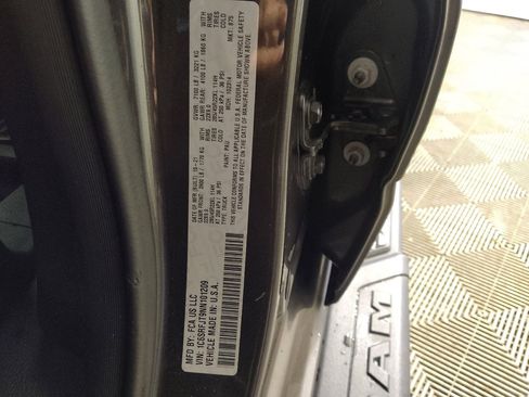 Used 2022 RAM 1500 Laramie image 33