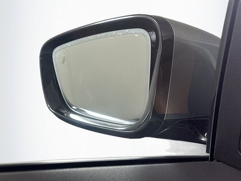 Used 2023 BMW i4 eDrive35 w/ Premium Package image 16