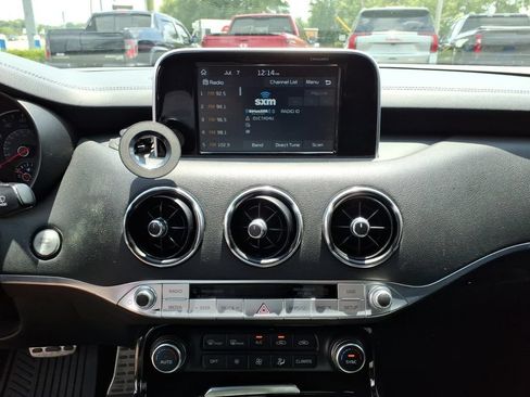 Used 2020 Kia Stinger GT-Line AWD/4WD image 11