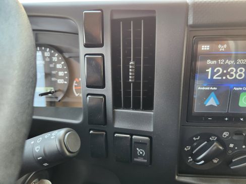 New 2024 Chevrolet Low Cab Forward image 21